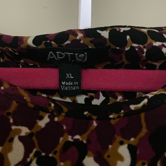 Apt 9 XL animal print dress with very flattering ruching at waist - Picture 2 of 4